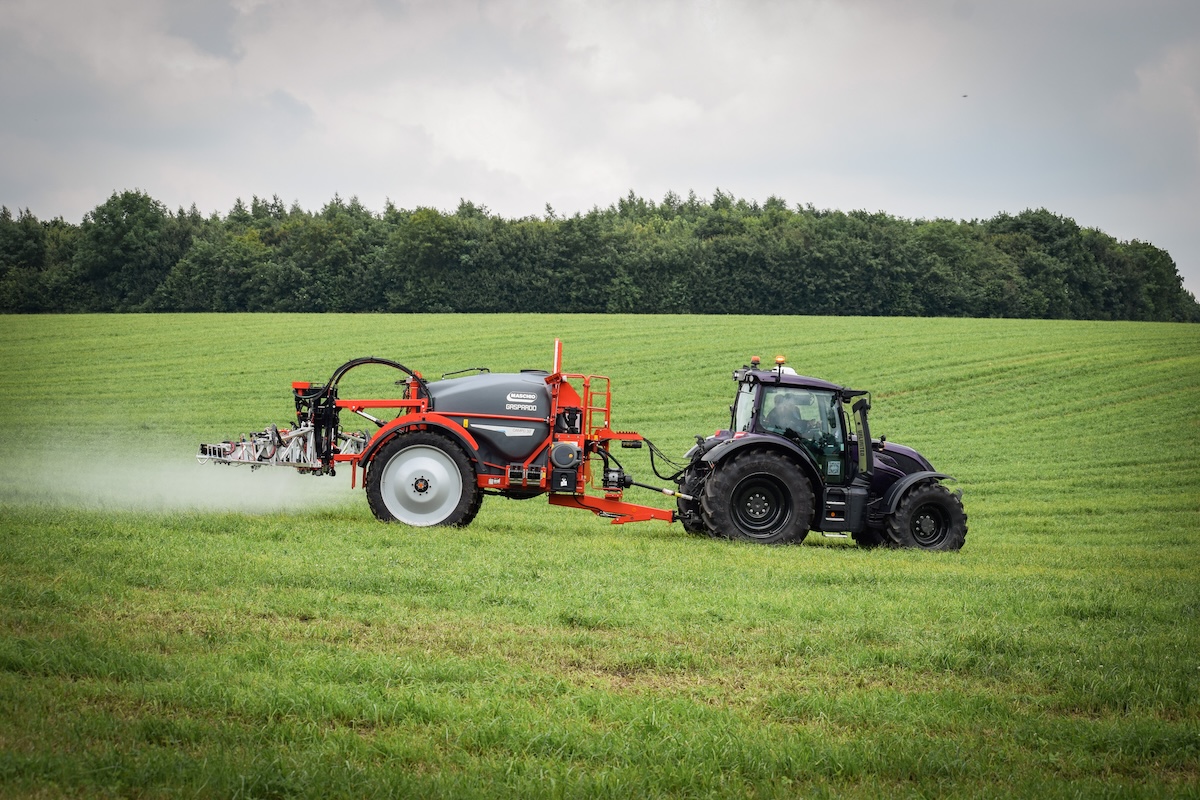 Anche le irroratrici da pieno campo Maschio Gaspardo Campo Ultra Isotronic adottano un nuovo colore per i serbatoi